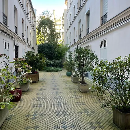 Appartement Au Rez De Chaussee Pres De Gare De Lyon Parijs Buitenkant foto